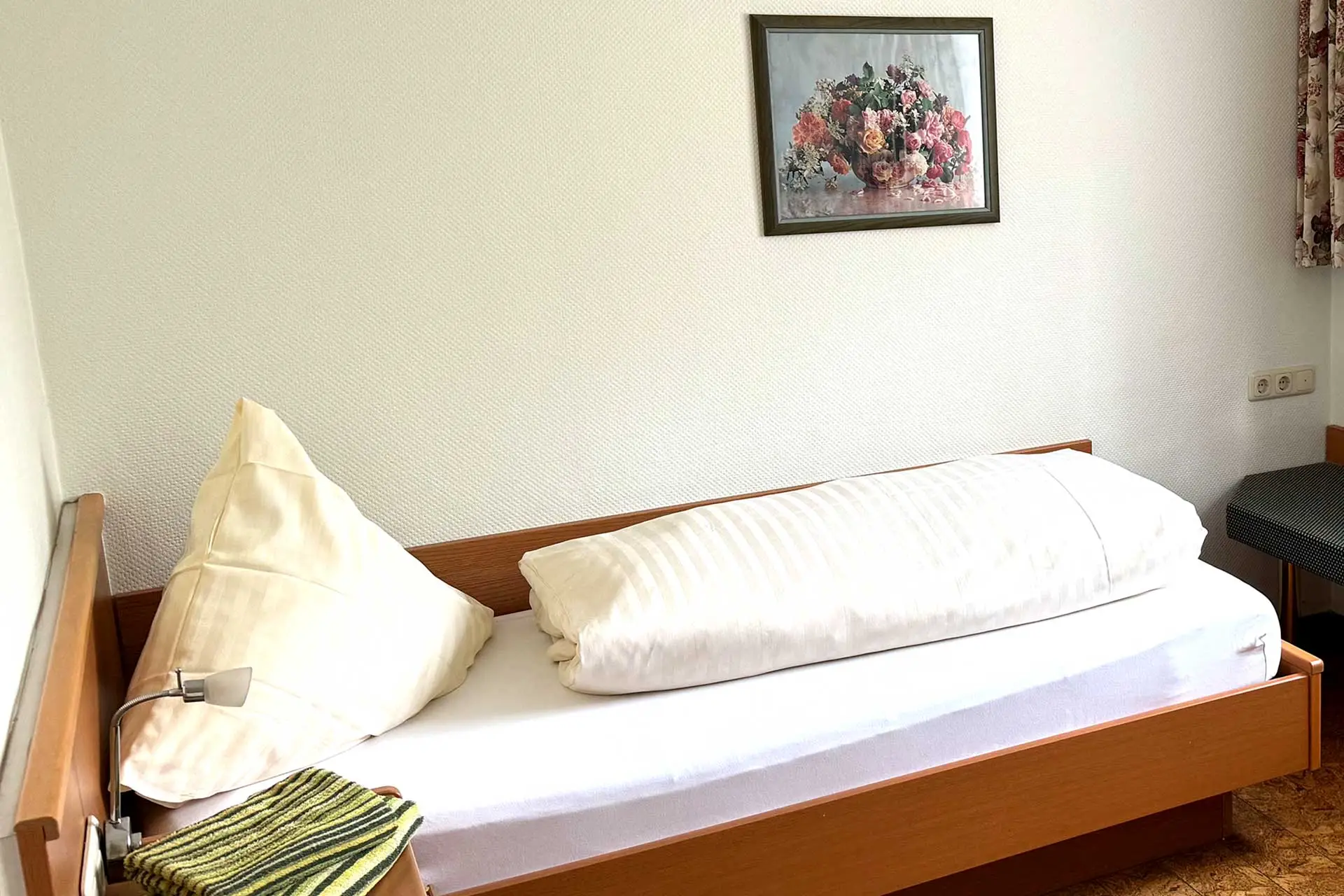 Gästehaus Roggenbuck - Potsdam Marquardt - Zimmer mit Einzelbett